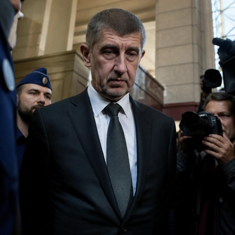 Skandály slavných politiků