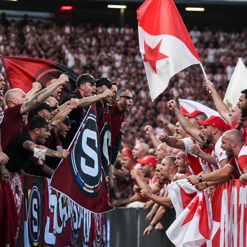 Sparťané a slávisté v osmi otázkách